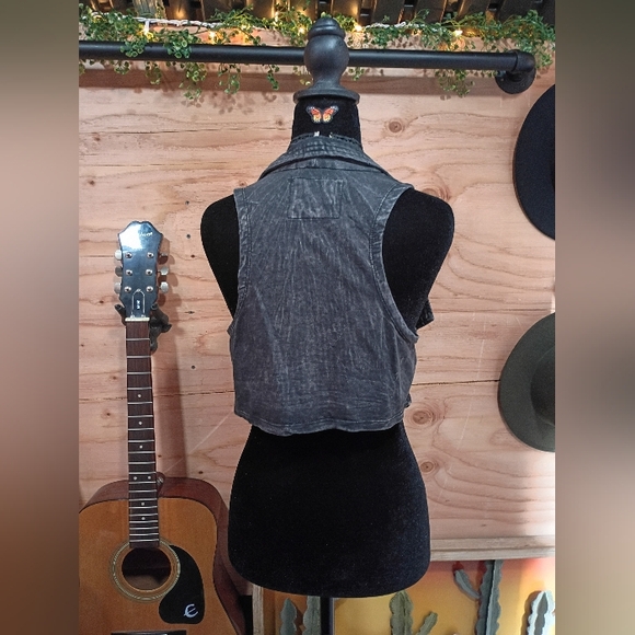 Vintage Y2K Forever 21 Acid Wash Grommet Vest - Edgy Boho Biker - Size M - Picture 4 of 10